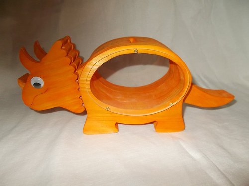 Pokladnička Triceratops — foto 2