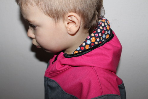 Šedá s kapkou fuchsiové :) — foto 3