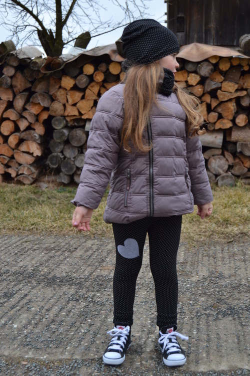 Čepička ...černý puntík — foto 3