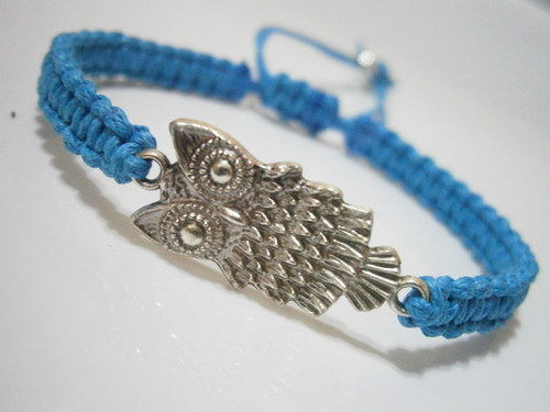 Náramek se sovičkou - modrý (macramé) — foto 2