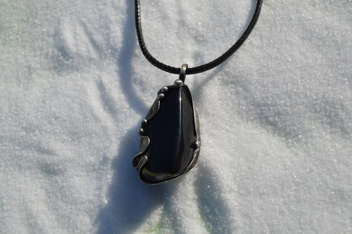Černý amulet plný síly — foto 6