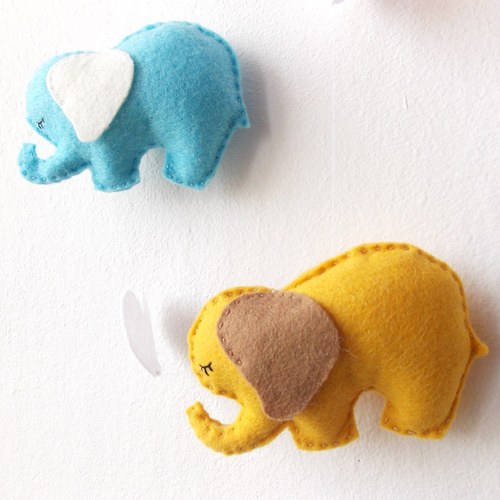 Závěs nad postýlku-sloni — foto 3
