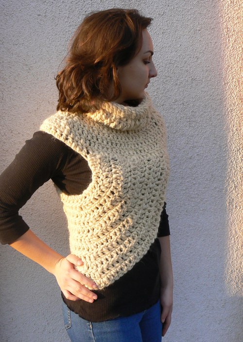 Ručně předené poncho Hunger Games — foto 2