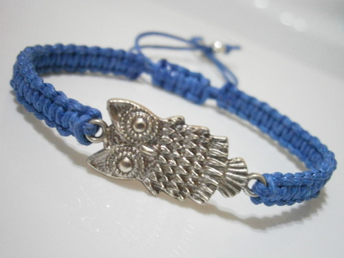 Náramek se sovičkou - modrý II. (macramé) — foto 2