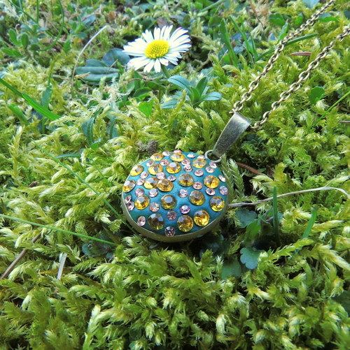 Zlatavý náhrdelník - crystal clay — foto 5