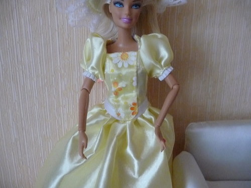 Sluníčková Barbie — foto 5