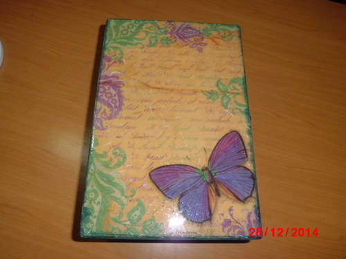 Dřevěný box "Motýl na psaní" — foto 3