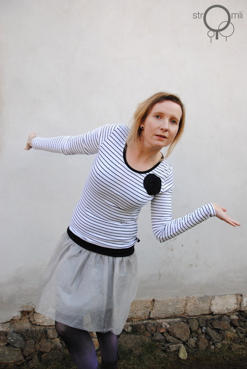 Bílé co prozáří den, vel. XXL — foto 2