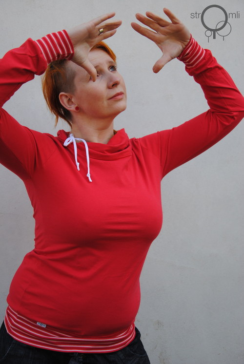 Červené s límcem, aplikace vel. M — foto 2