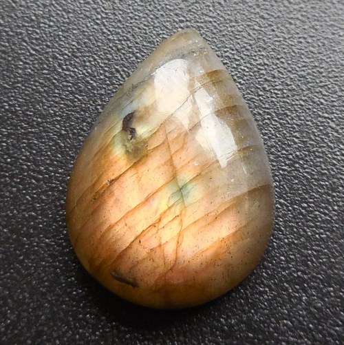 Labradorit - kabošon (23 x 17 x 7 mm) — foto 2