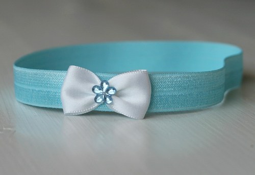 Čelenka pro newborn - bílá mašlička — foto 3