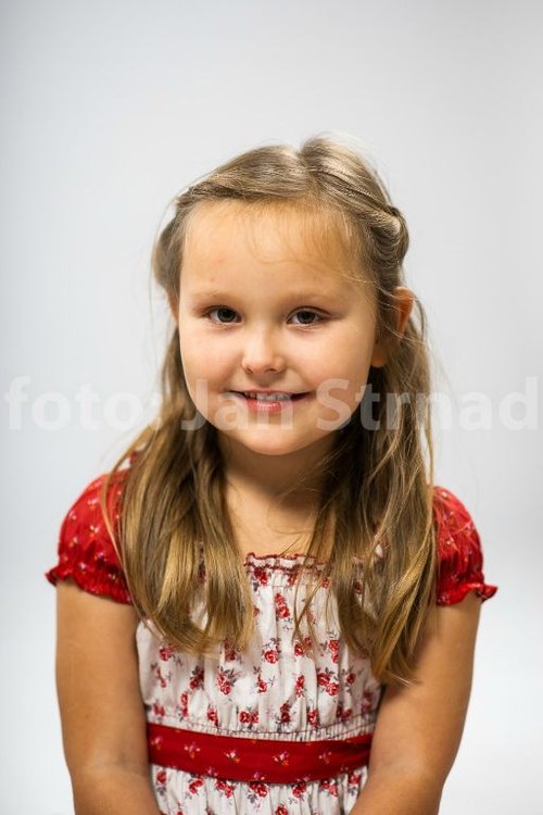 Šaty-šatičky Lil - Vel. 110/116 — foto 3