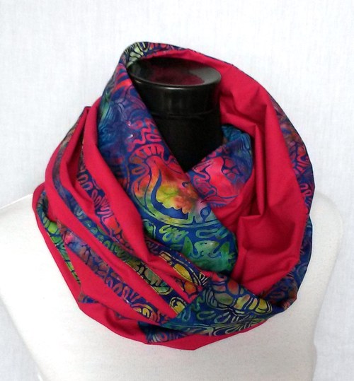 Nákrčník "Batik s aplikací proužků" — foto 2