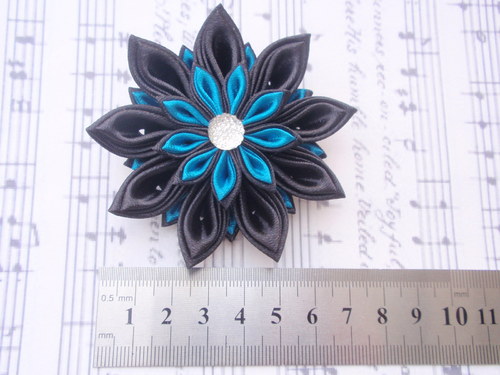 Brož Black and turquoise — foto 3