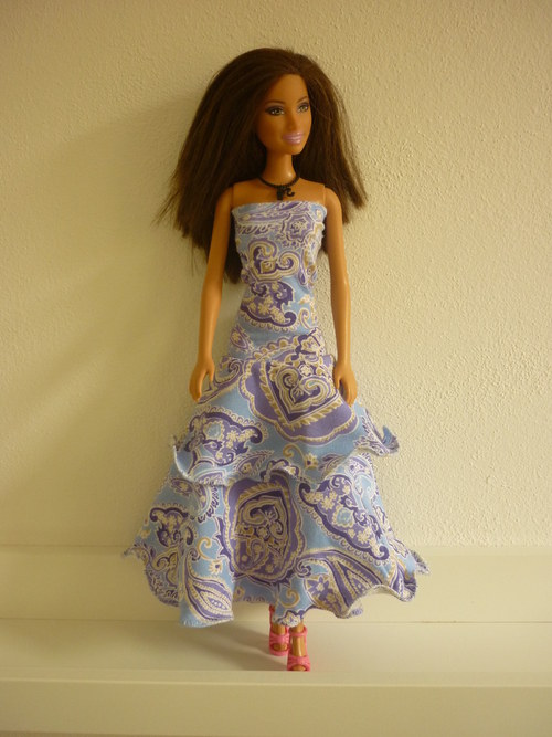 Šaty na panenku Barbie — foto 2