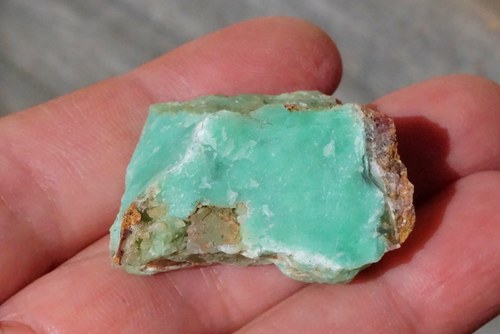 Surový chryzopras B7652 — foto 2