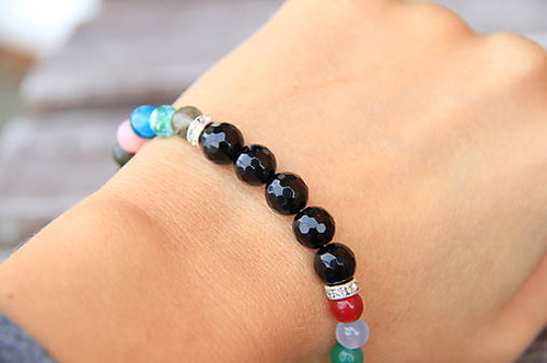 Náramok onyx/mix (tenší)... — foto 2