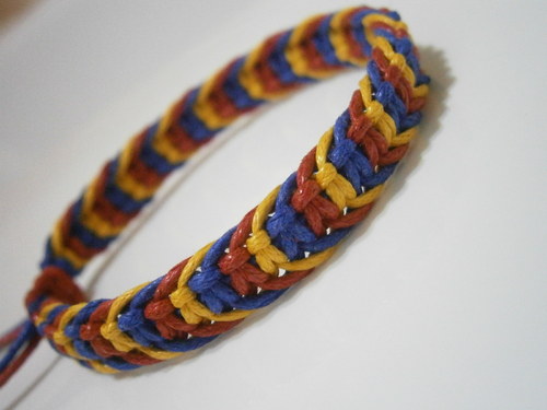 "Pro fanoušky" - unisex náramek (macramé) — foto 4