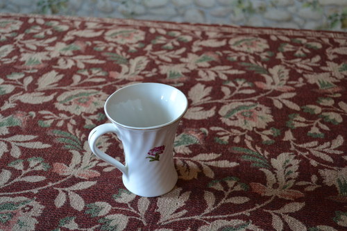 Porcelánový hrnek — foto 4