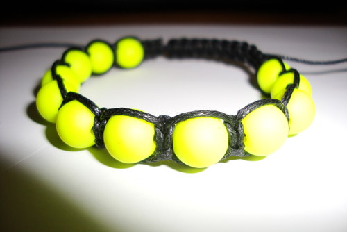Náramek drhaný macramé — foto 2