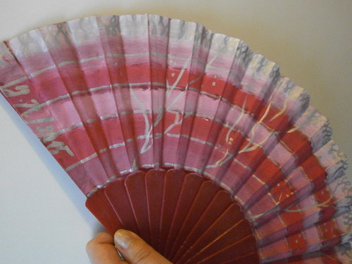Luxusní vějíř - Dancing red BREEZE — foto 2