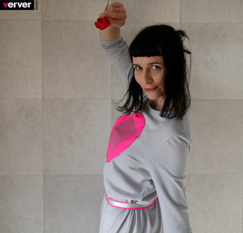 Šaty šedé "neon" (S-M) — foto 3