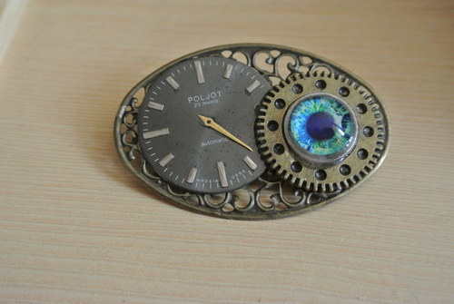 Steampunková brož - já tě vidím — foto 2