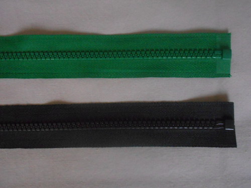 Zip dělitelný 60 cm — foto 2