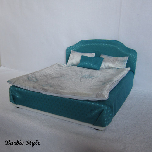 Postýlka pro panenky typu barbie — foto 4