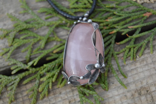 Droboučký amulet - kýťa — foto 4