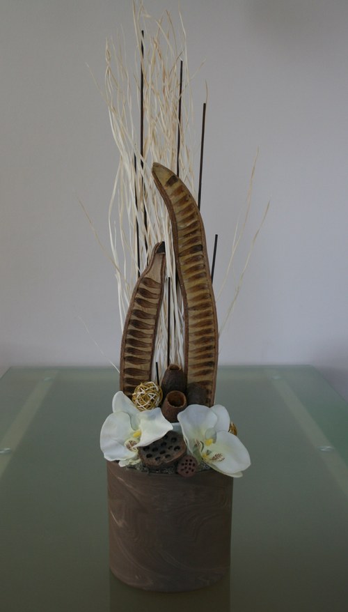 Dekorace s orchidejemi v krémovohnědé — foto 5