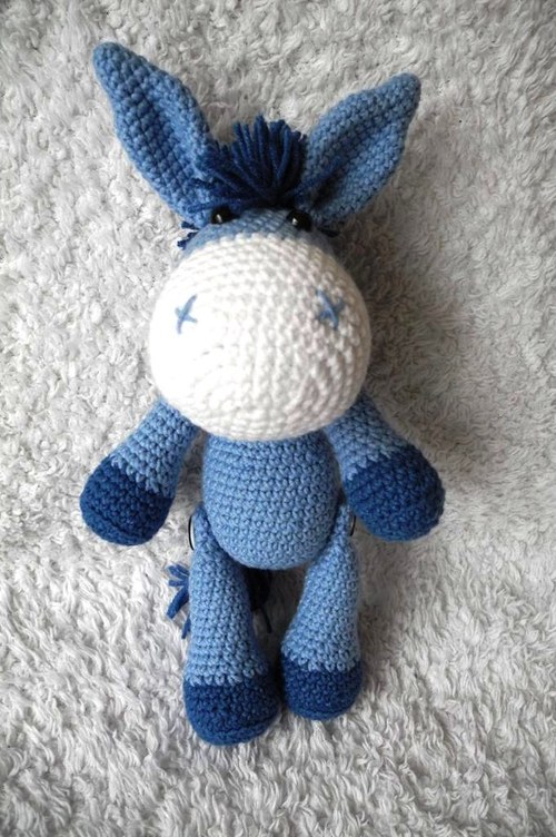 Háčkovaný oslík (24 cm) — foto 2