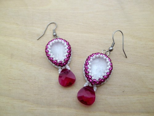 Náušnice Ruby Ice Drops obšívané korálky — foto 2