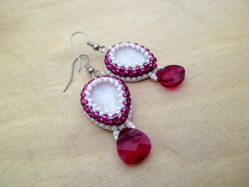 Náušnice Ruby Ice Drops obšívané korálky — foto 3