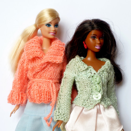 Zavinovací svetřík pro Barbie — foto 3