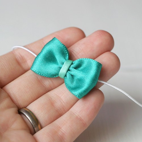 Čelenka pro newborn - smaragdová minimašlička — foto 2
