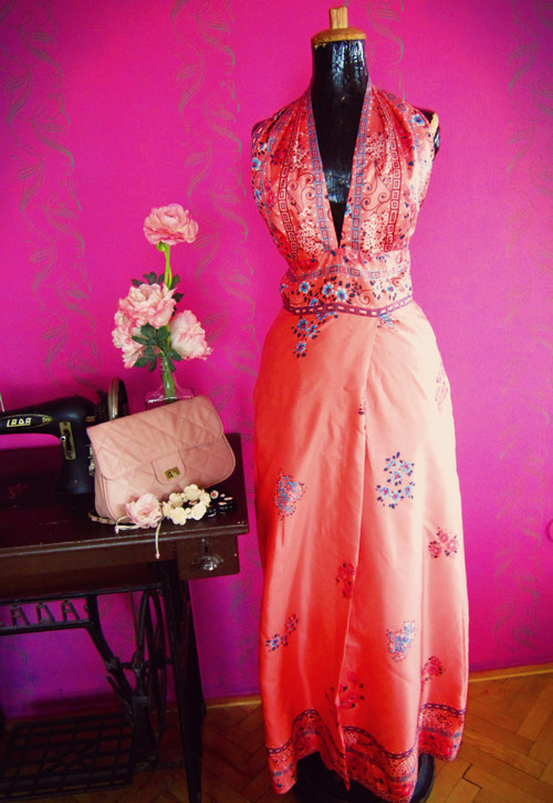 Vintage šaty DIVA — foto 2