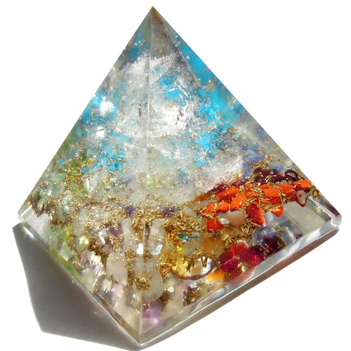 Pyramida na harmonizaci celého těla a čaker — foto 2