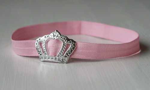 Čelenka pro newborn - růžová s korunkou — foto 3