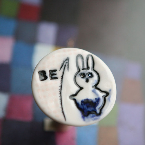 Be my Karel.... (porcelánová brož) — foto 2