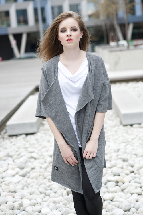 Tares - dámský oversize svetr — foto 3