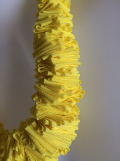 Náhrdelník "kolárek" žlutý — foto 2