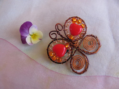 Papillon rouge de coeur — foto 6