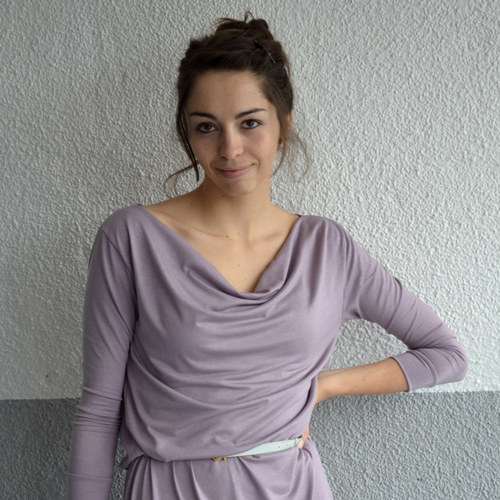 Šaty — foto 3