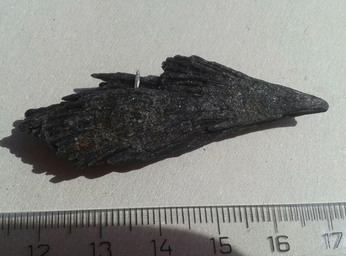 Kyanit černý L- 45 — foto 3