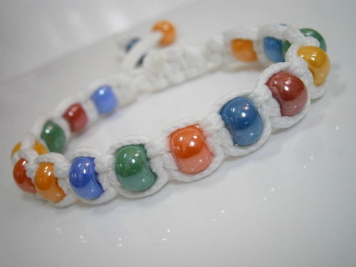 Barevný náramek (macramé) — foto 3