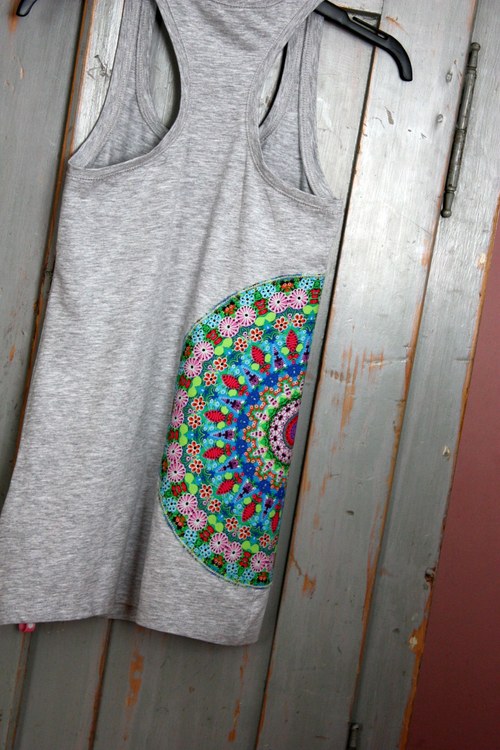 Mandala v šedé ... tílko XS — foto 3