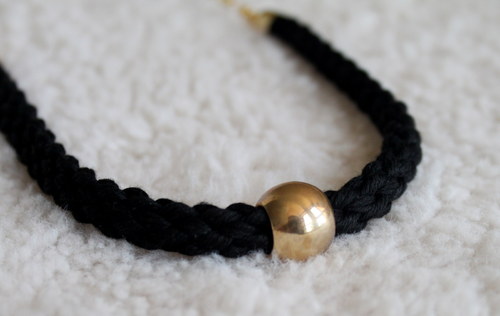 Náhrdelník - black - gold - long — foto 3