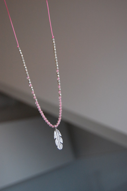 Feather (2) — foto 2