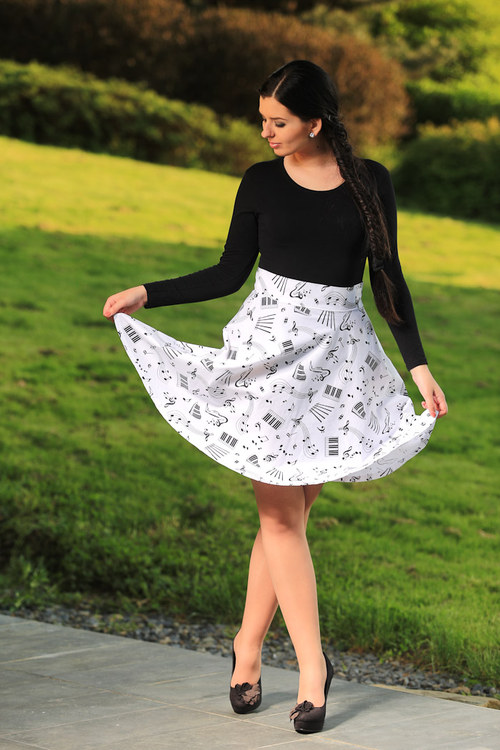 Sukně půlkolová — foto 6